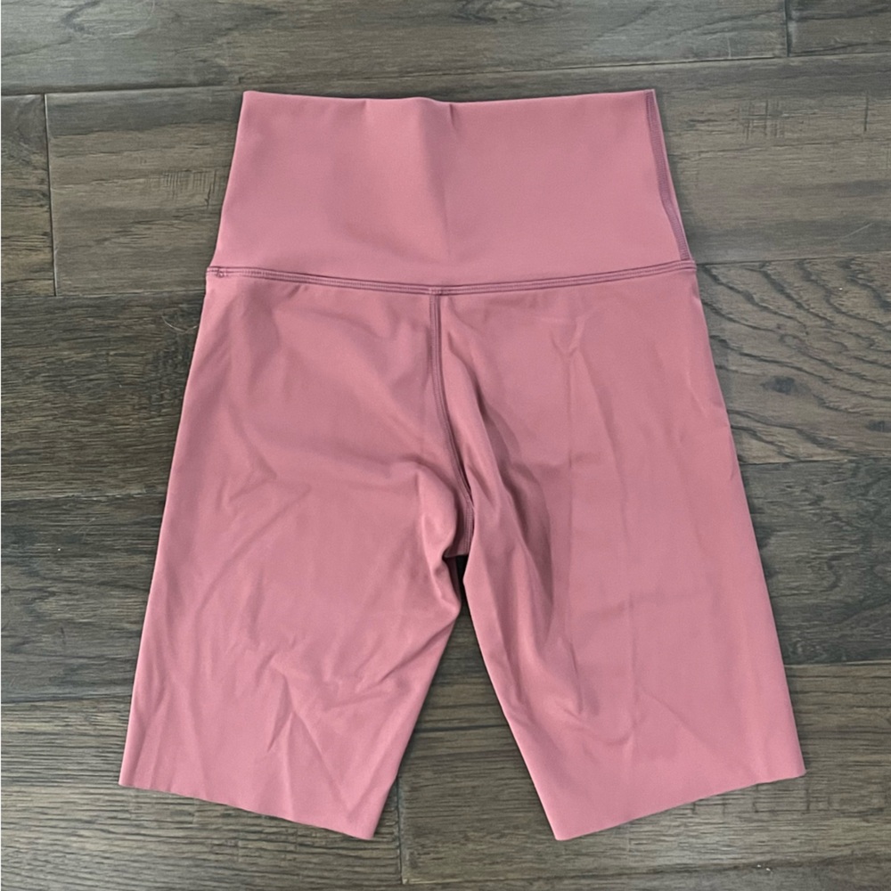 Offline by Aerie Hi-Rise Bike Shorts - Picture 2 of 7